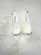 VICTORIA CHRIS - LINEA SPOSA